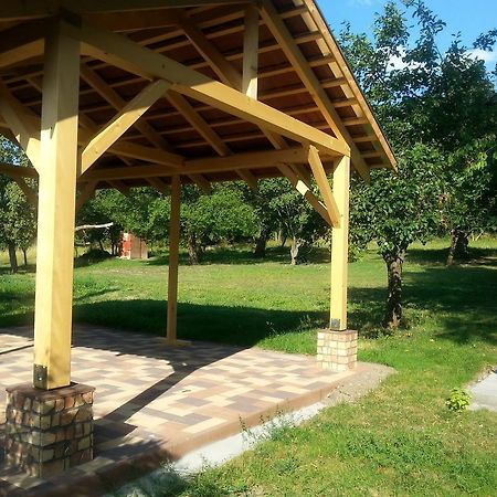 Gesztenyes Vendeghaz Garáb Екстериор снимка